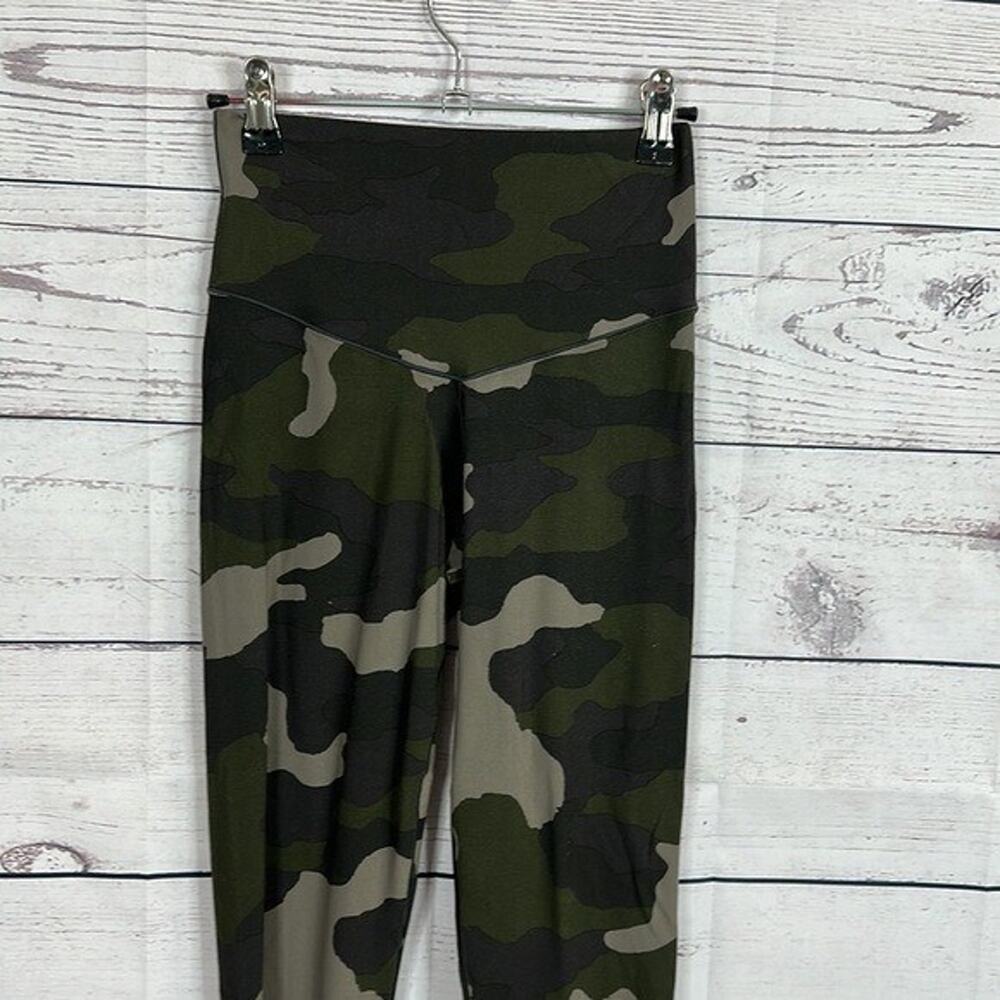 Offline Aerie Leggings Womens Medium Camo Green 7/8 Real me Soft Casual - Picture 2 of 9
